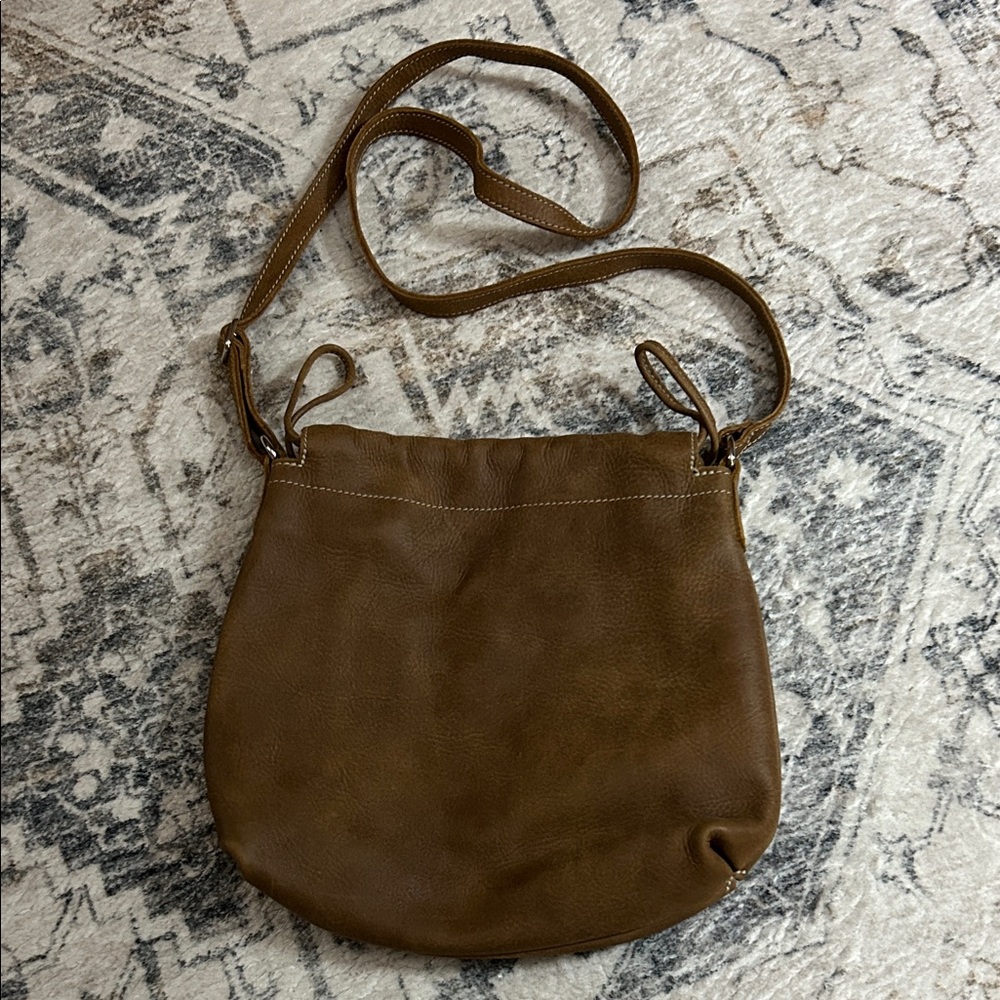 Roots Tan/Brown Leather Crossbody Bag